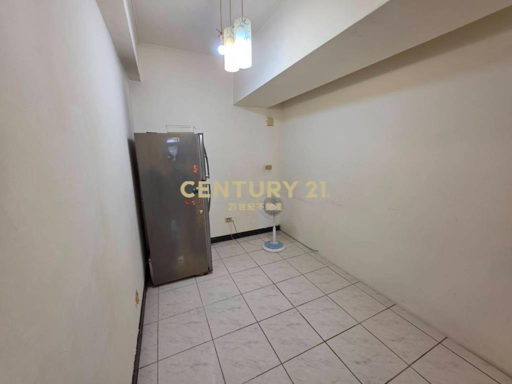 冠倫大國帝王座向低於行情邊間採光4房