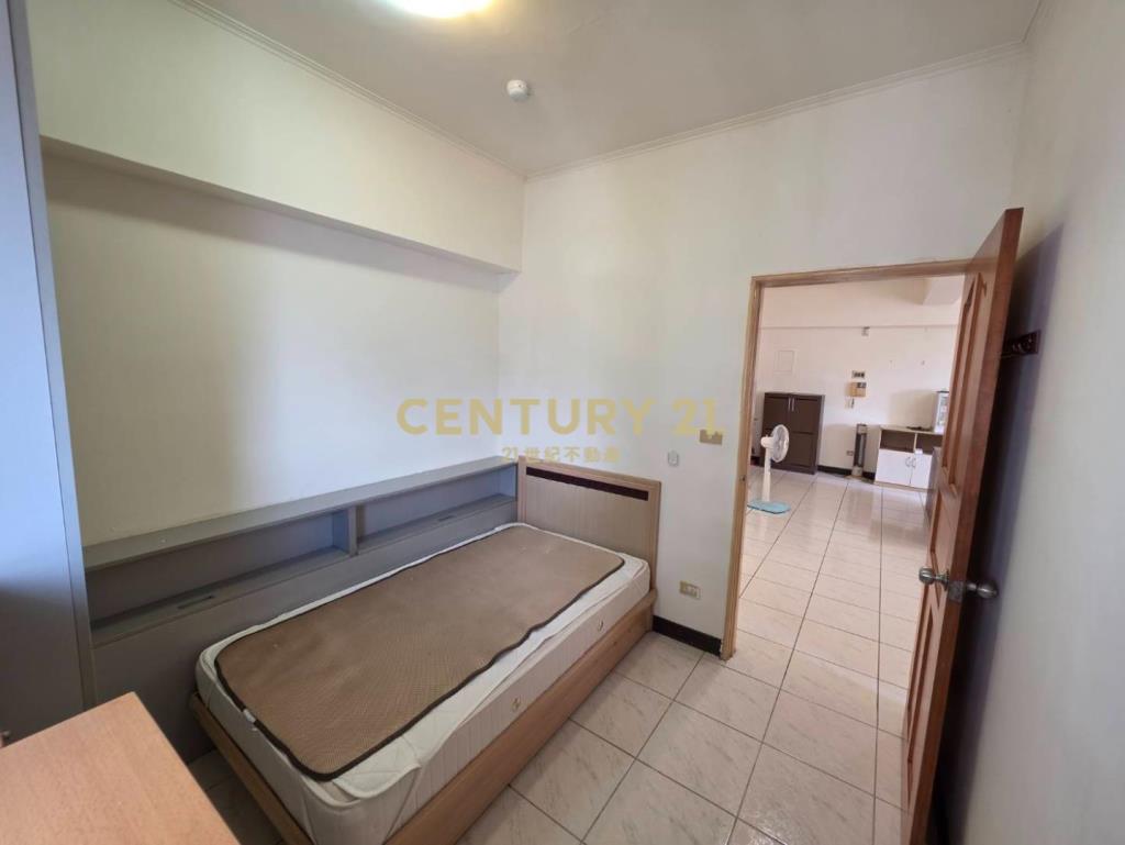 冠倫大國帝王座向低於行情邊間採光4房