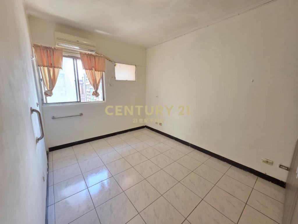 冠倫大國帝王座向低於行情邊間採光4房