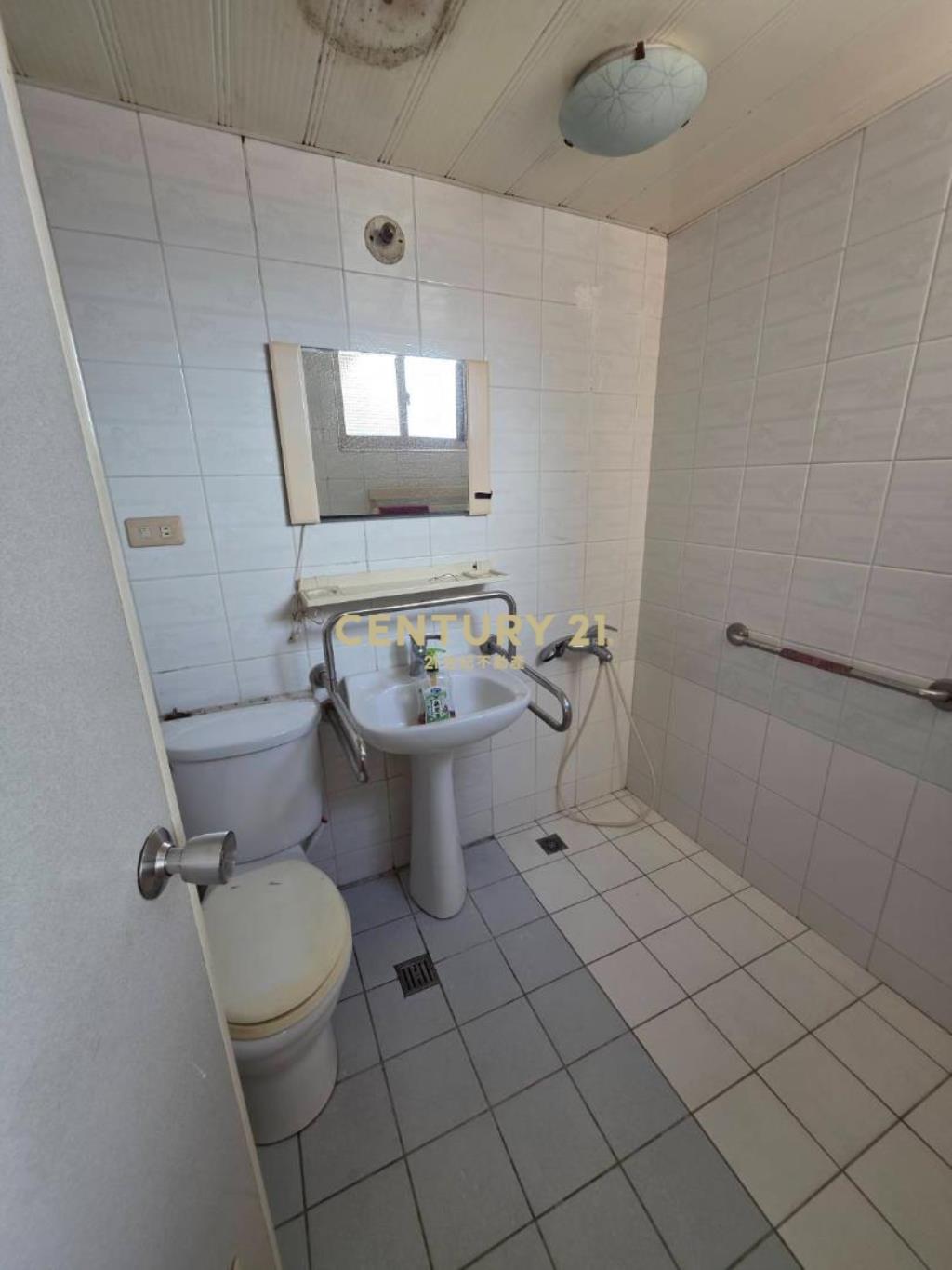 冠倫大國帝王座向低於行情邊間採光4房