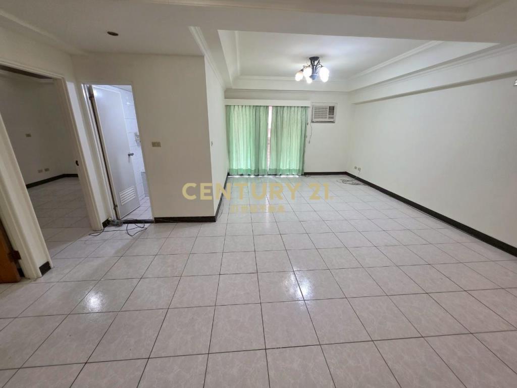 小天母梯田公園低總價邊間發財4房車