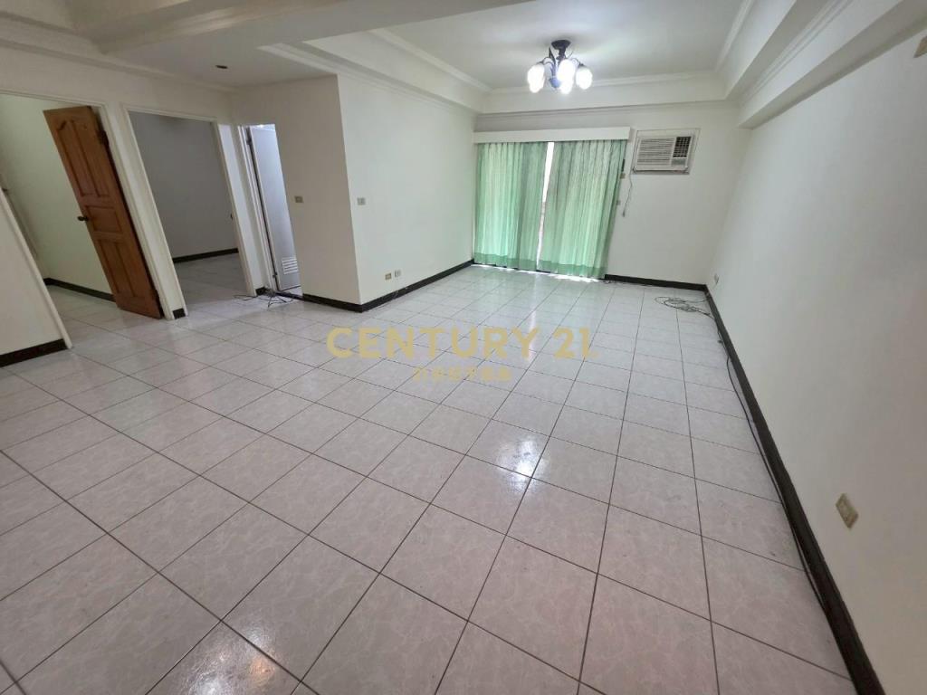 小天母梯田公園低總價邊間發財4房車