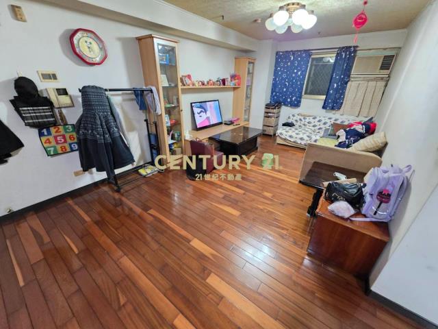 冠倫梯田公園次頂樓明亮採光大3房車