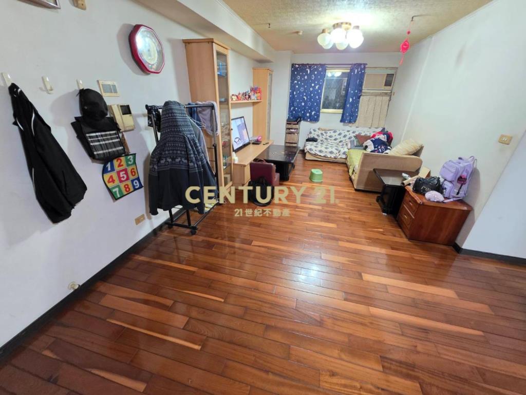 冠倫梯田公園次頂樓明亮採光大3房車