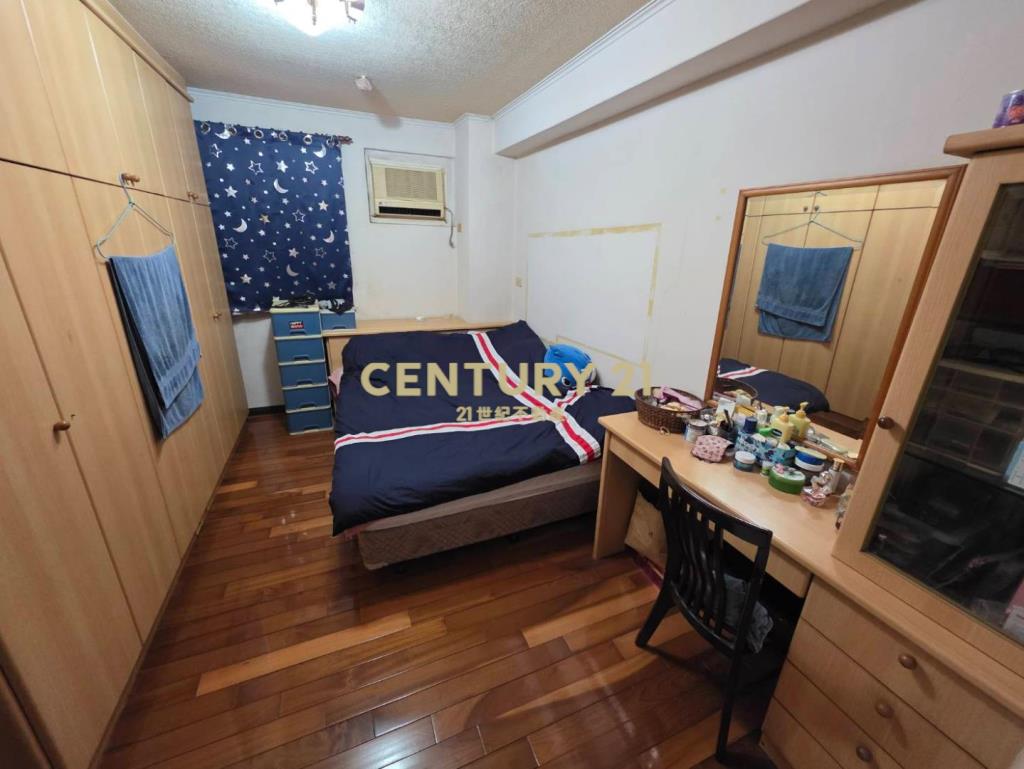 冠倫梯田公園次頂樓明亮採光大3房車