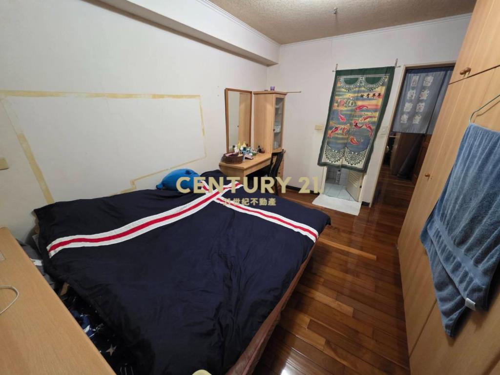 冠倫梯田公園次頂樓明亮採光大3房車