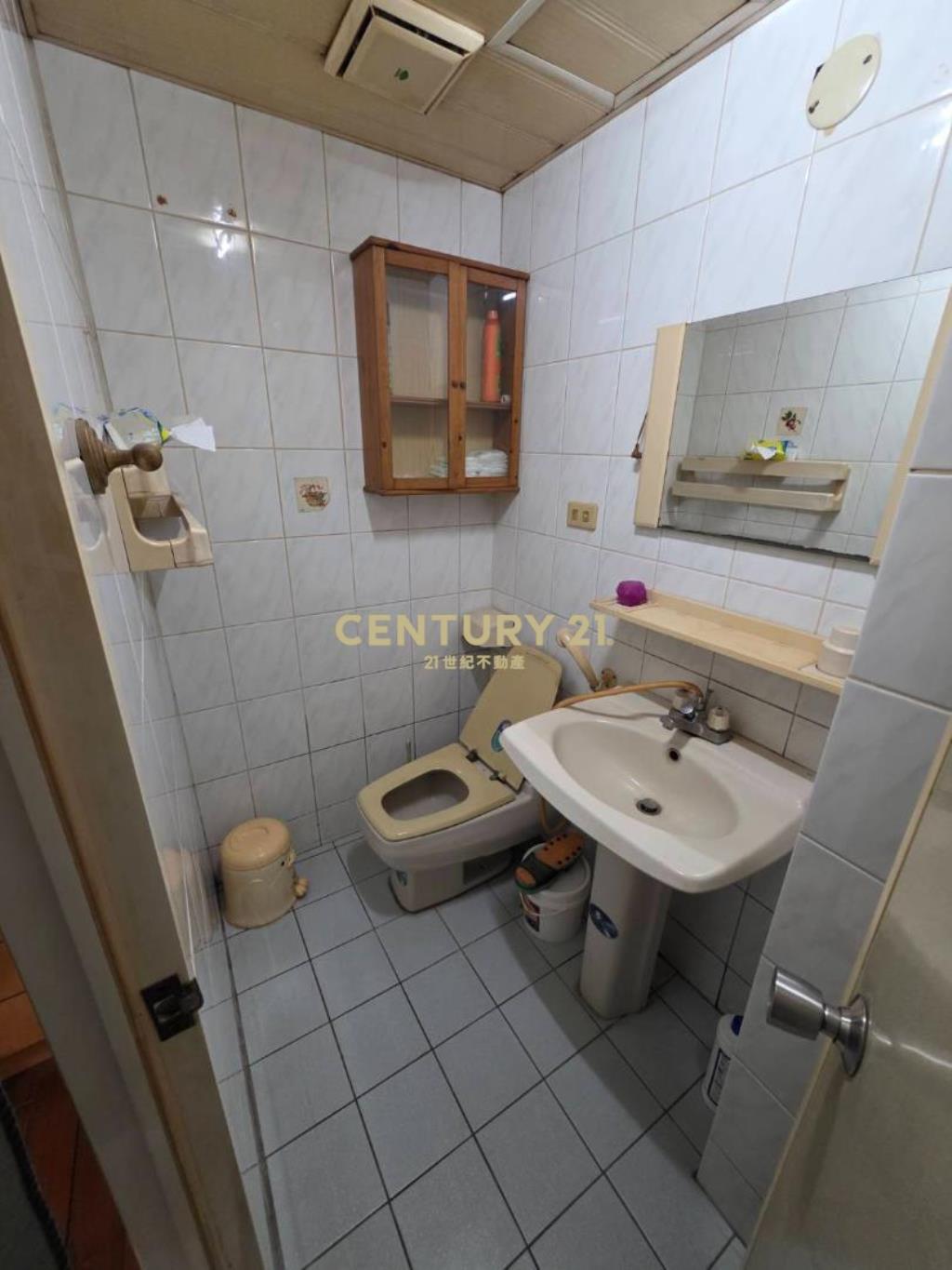 冠倫梯田公園次頂樓明亮採光大3房車