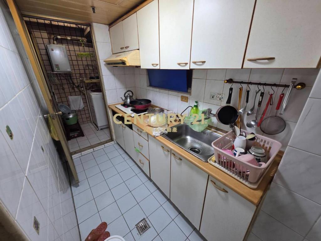 冠倫梯田公園次頂樓明亮採光大3房車