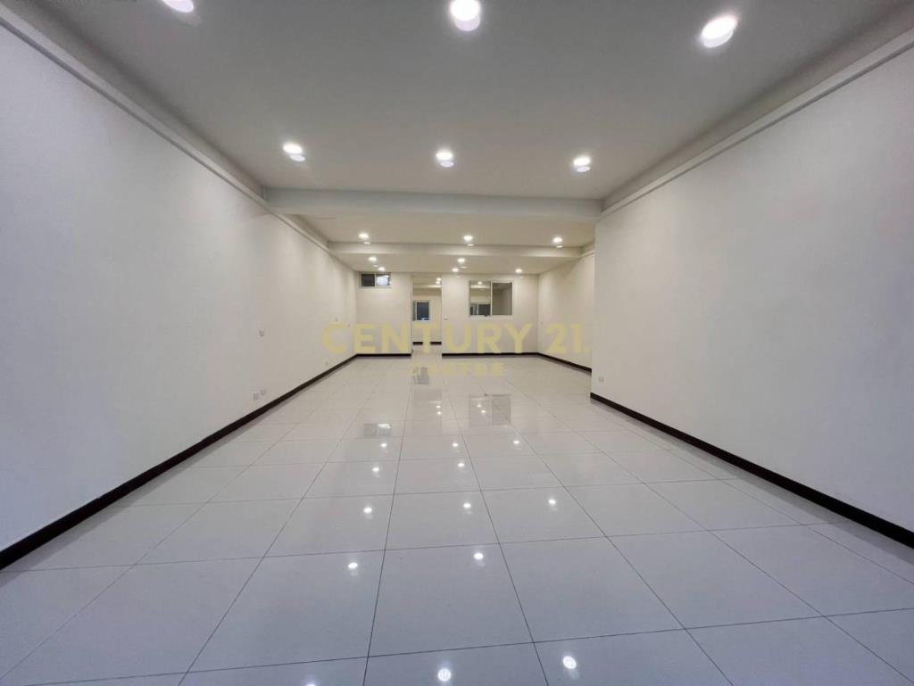 愛七街力行市場G09全新裝潢6米寬店面