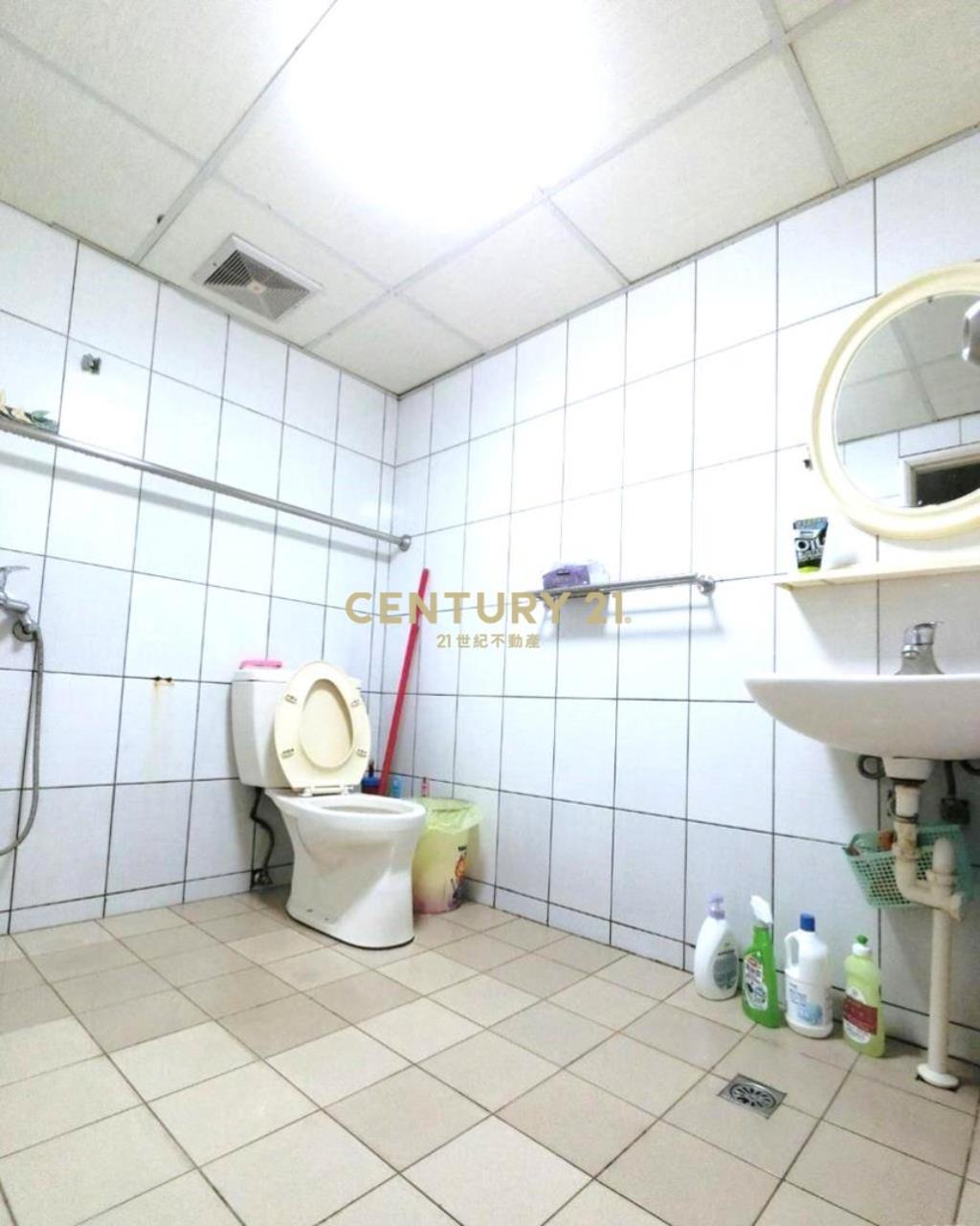 桃園站前民族路商圈四拼大坪效邊間4+1房