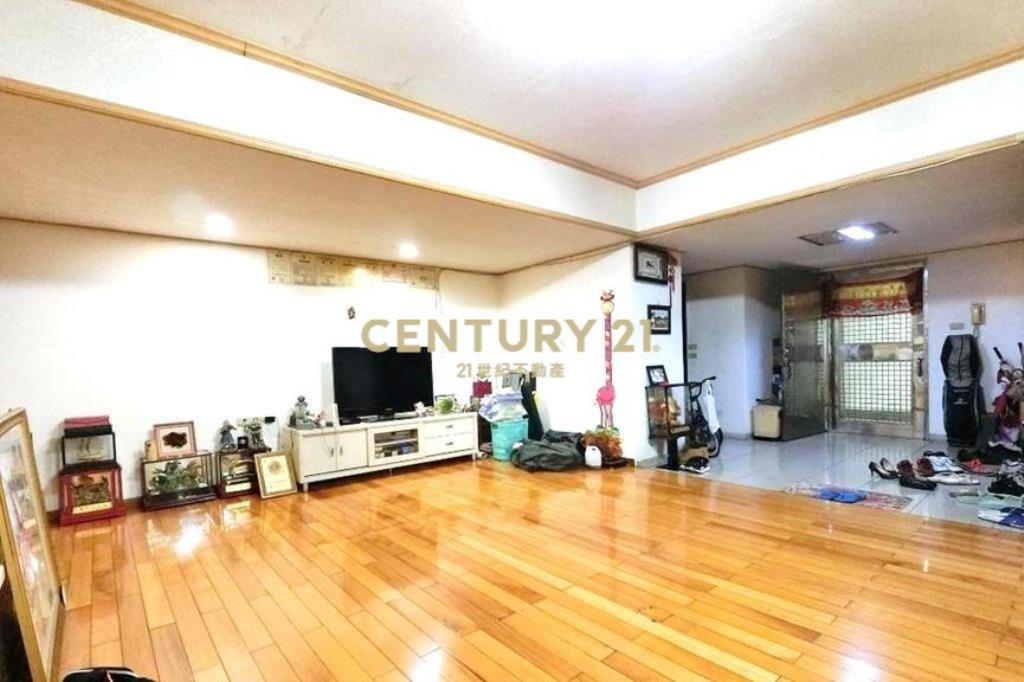 桃園站前民族路商圈四拼大坪效邊間4+1房