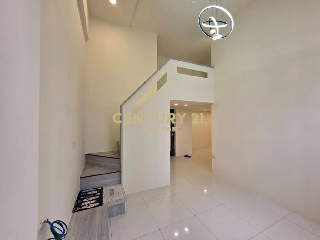 新洋房G10全新裝潢邊間景觀4房車