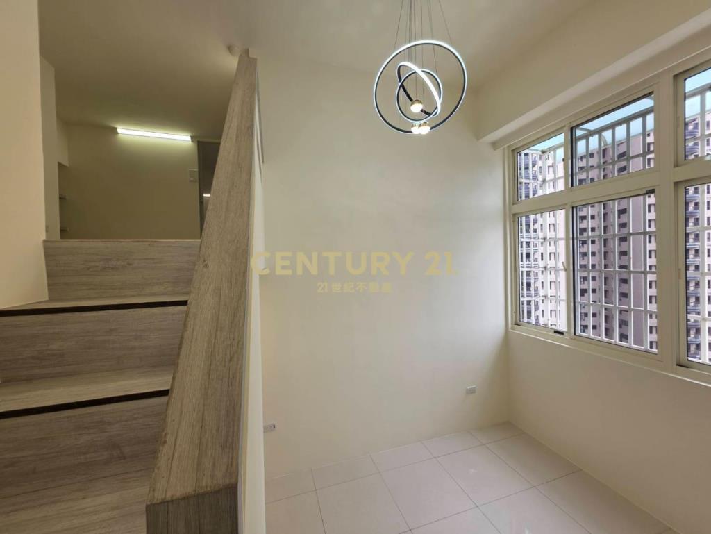 新洋房G10全新裝潢邊間景觀4房車