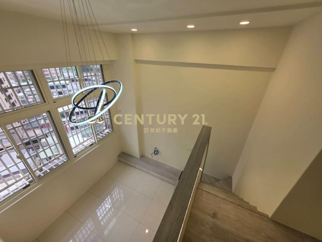 新洋房G10全新裝潢邊間景觀4房車