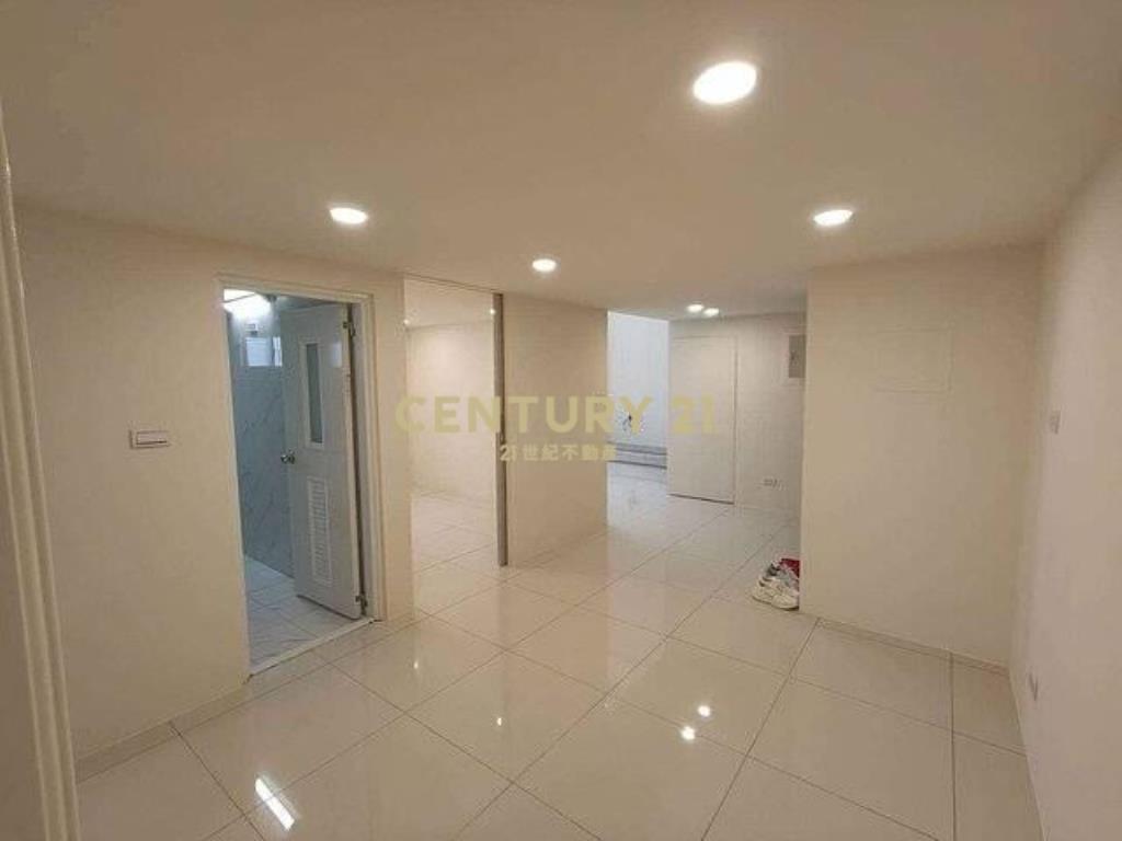 新洋房G10全新裝潢邊間景觀4房車