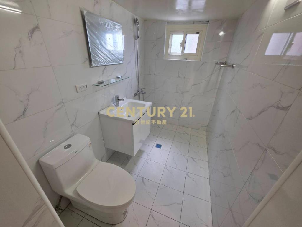 新洋房G10全新裝潢邊間景觀4房車