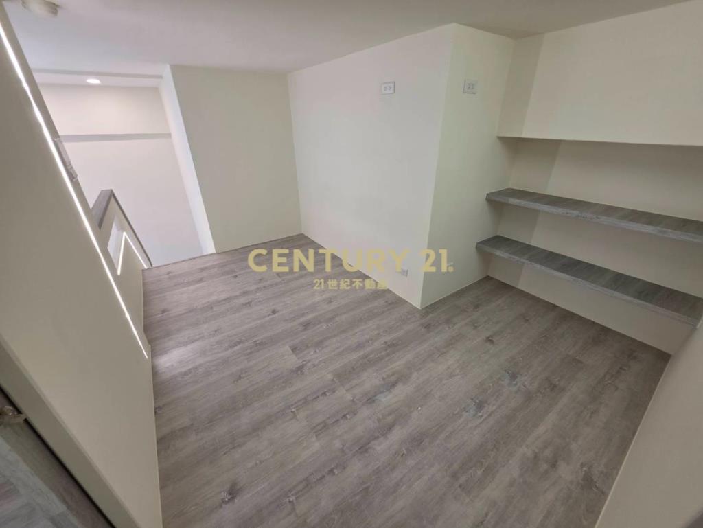 新洋房G10全新裝潢邊間景觀4房車