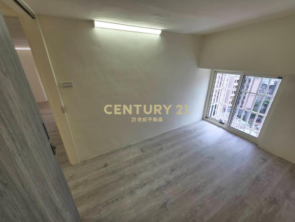 新洋房G10全新裝潢邊間景觀4房車