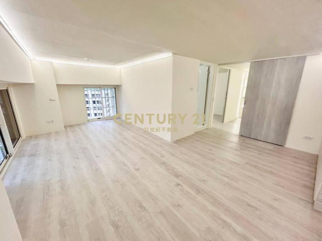 新洋房G10全新裝潢邊間景觀4房車