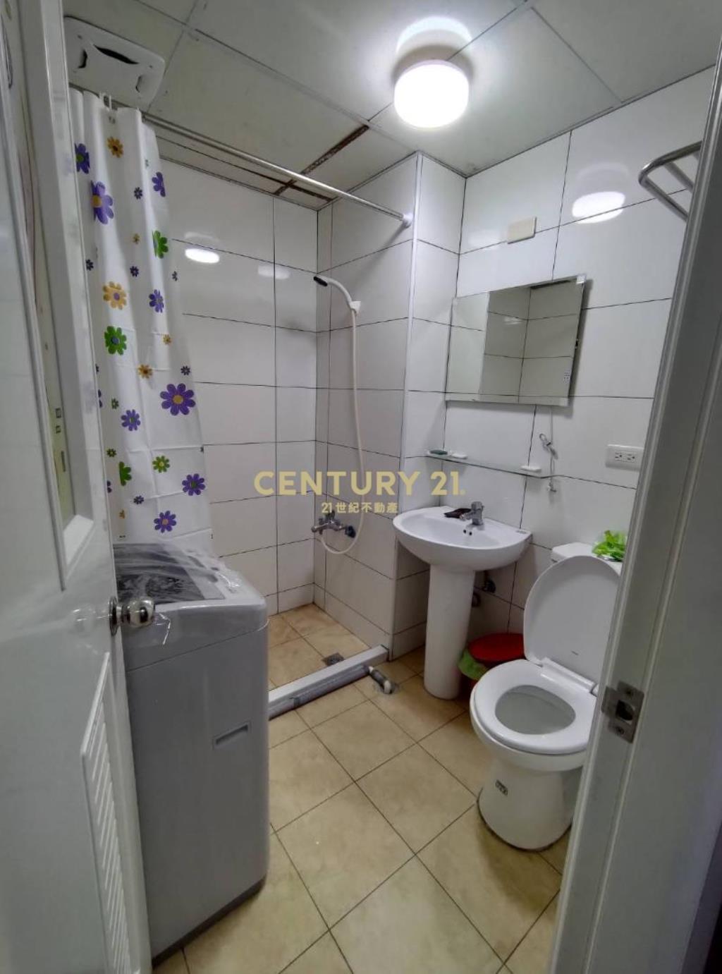 桃園站前商圈東區金座大廈收租套房