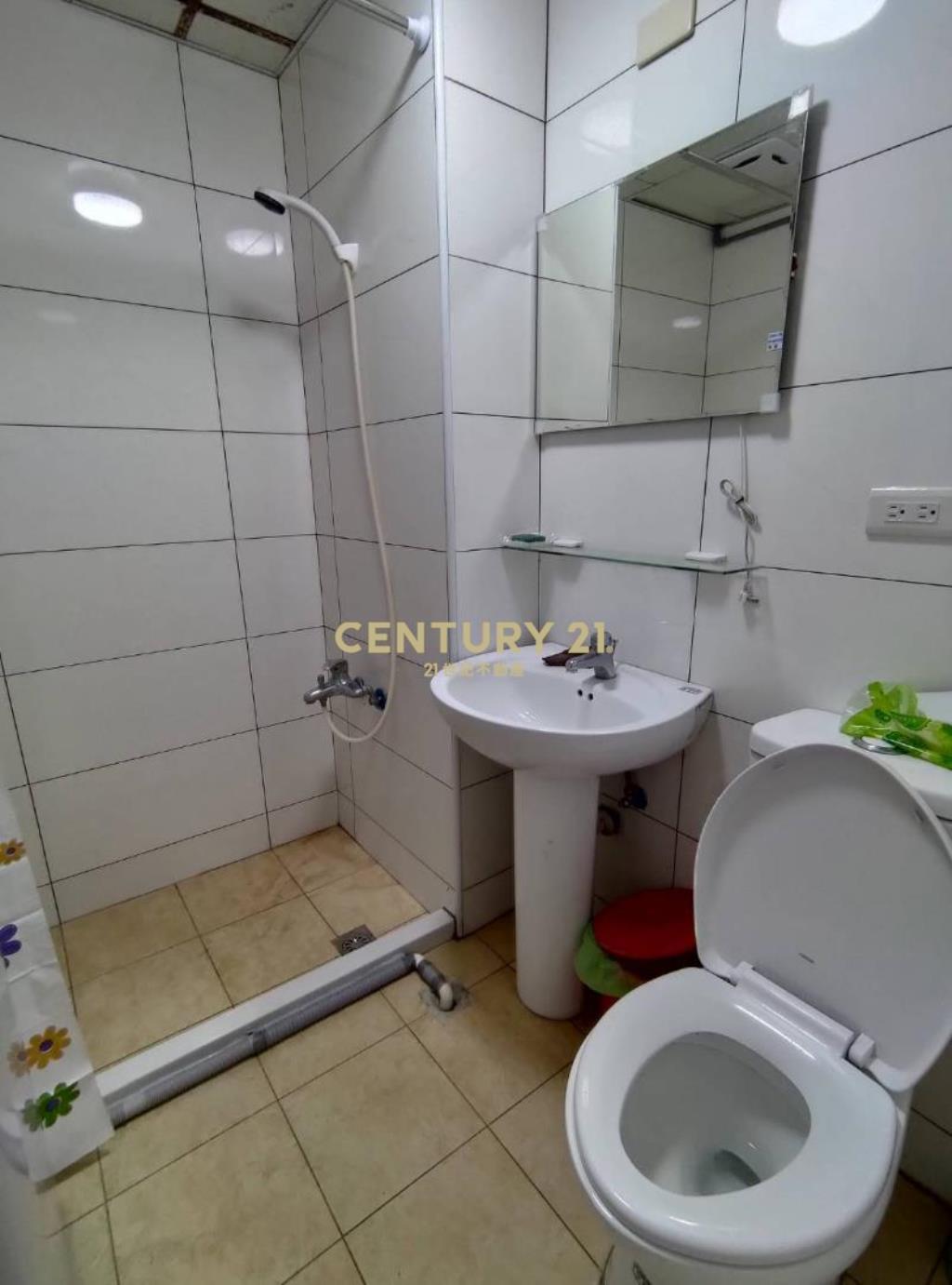 桃園站前商圈東區金座大廈收租套房