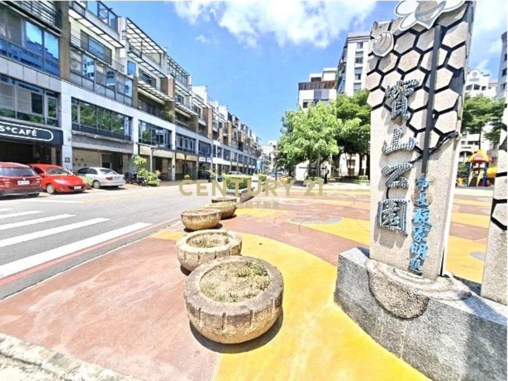 🔥公園第一排正臨路透店｜寶山公園