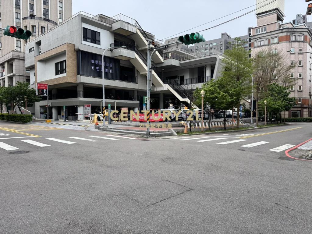 🔥公園第一排正臨路透店｜寶山公園