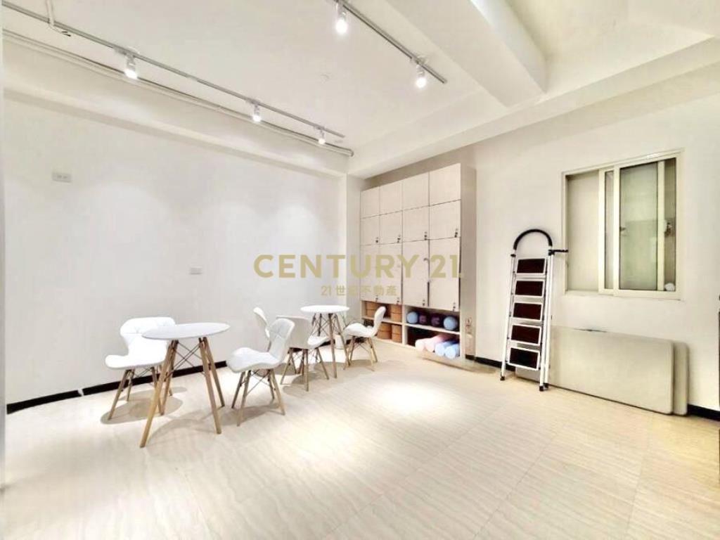 🔥公園第一排正臨路透店｜寶山公園