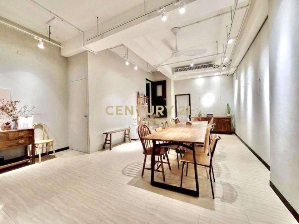 🔥公園第一排正臨路透店｜寶山公園