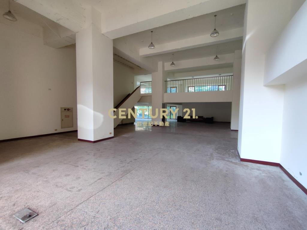 東京貴族小檜溪重劃區旁大坪效金店面