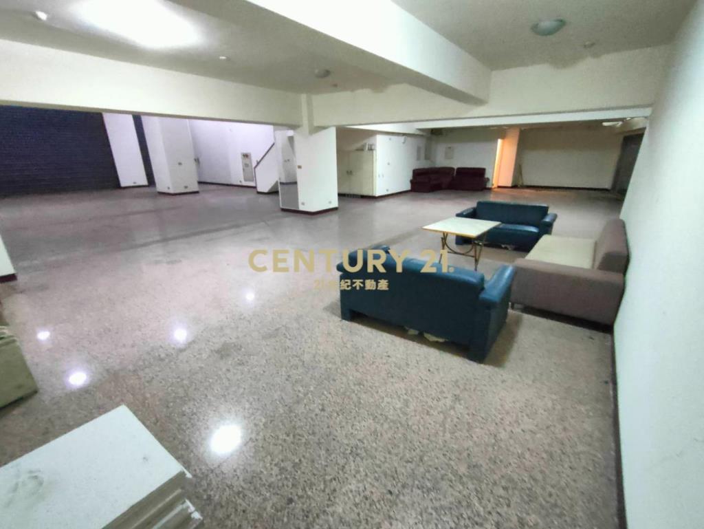 東京貴族小檜溪重劃區旁大坪效金店面