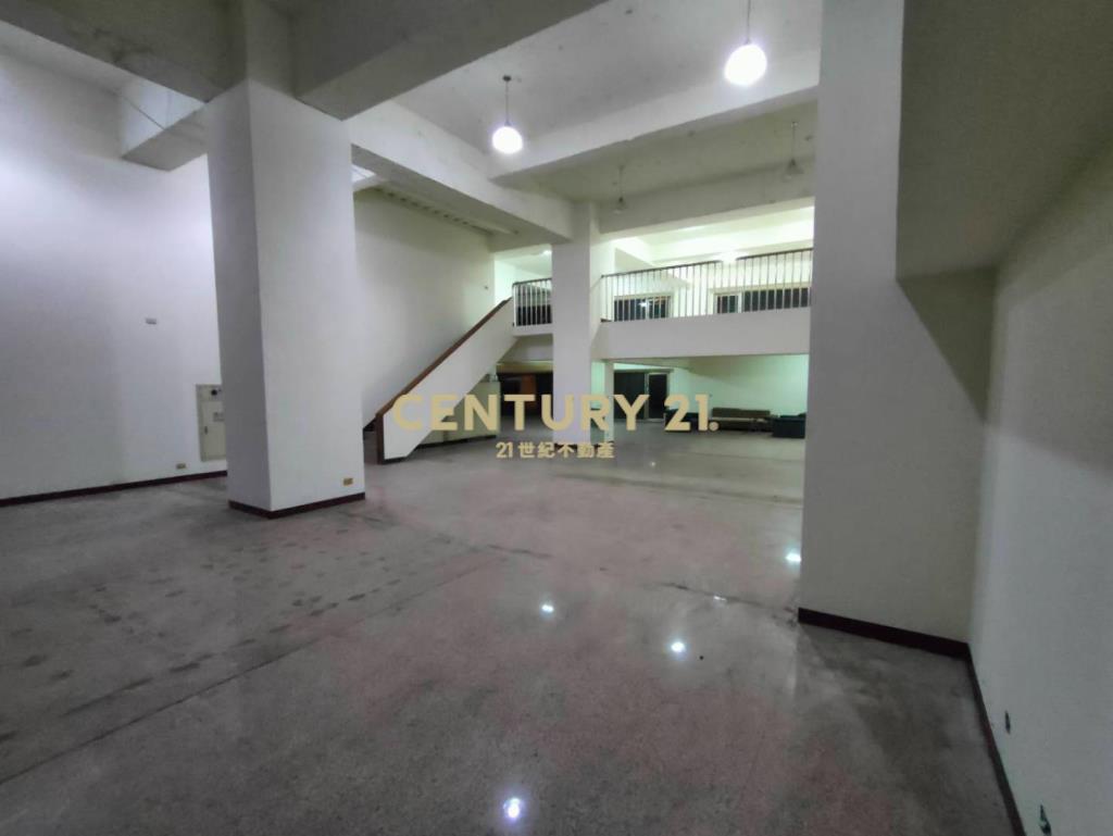 東京貴族小檜溪重劃區旁大坪效金店面