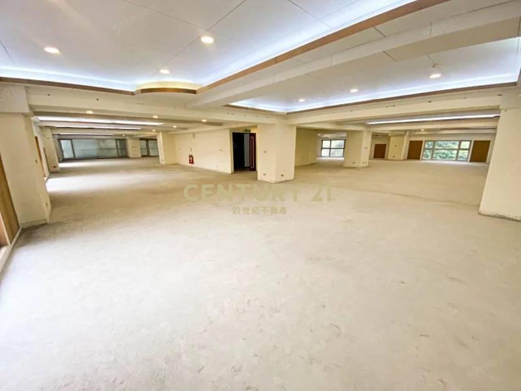 東京貴族小檜溪重劃區旁超低單價商辦