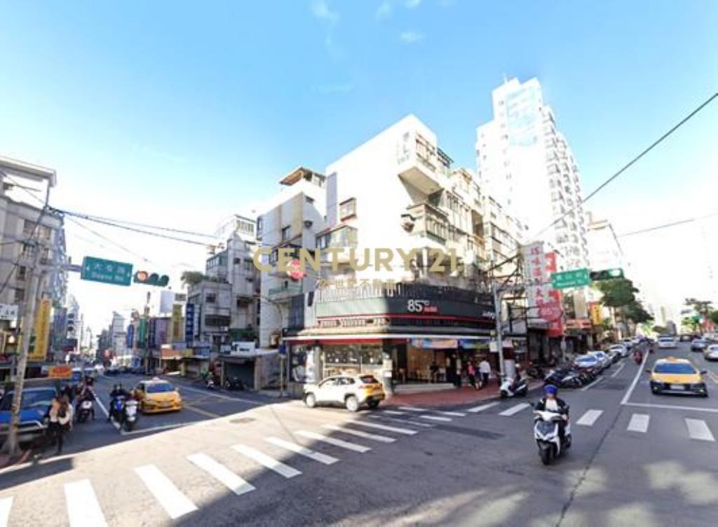 桃園小天母蛋黃區正大有路3層樓金店面