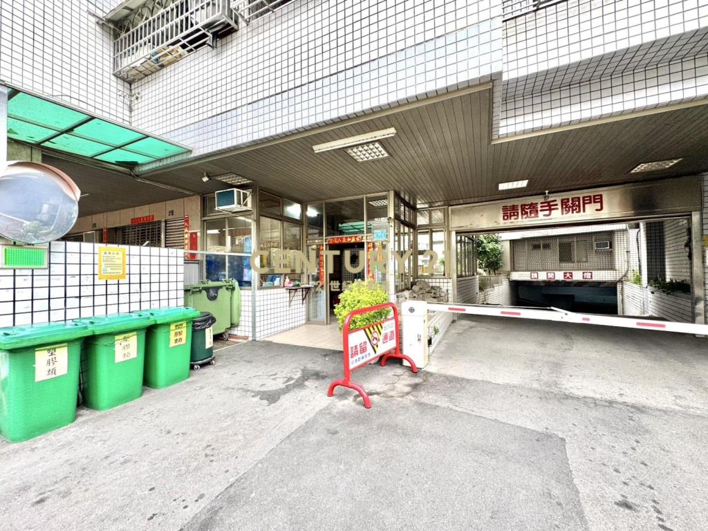 🔥【台中】中港熱區室內超大3+1房雙車