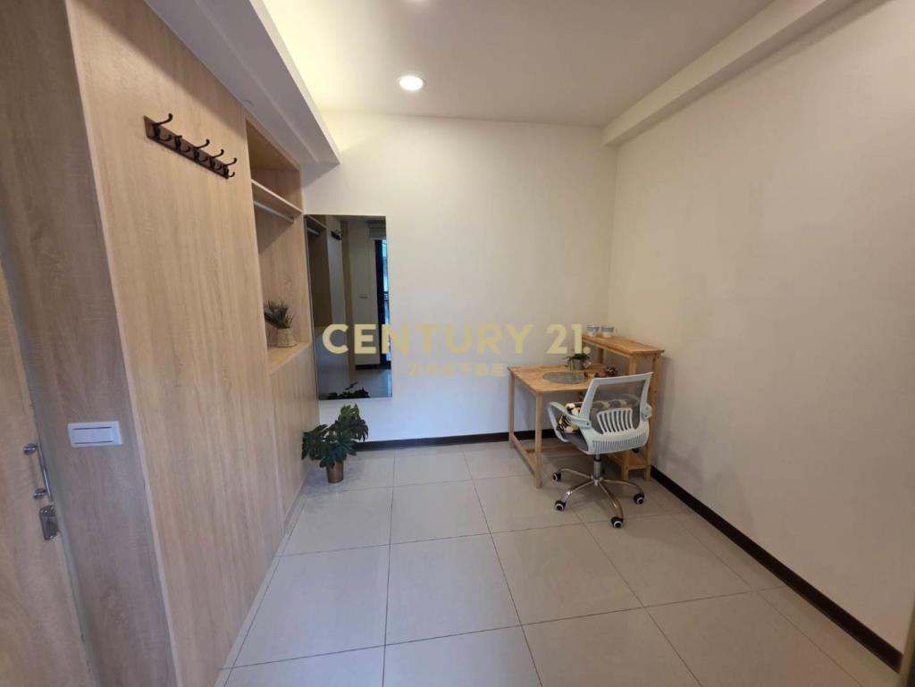 桃園站前G08東門國小裝潢3房+車位