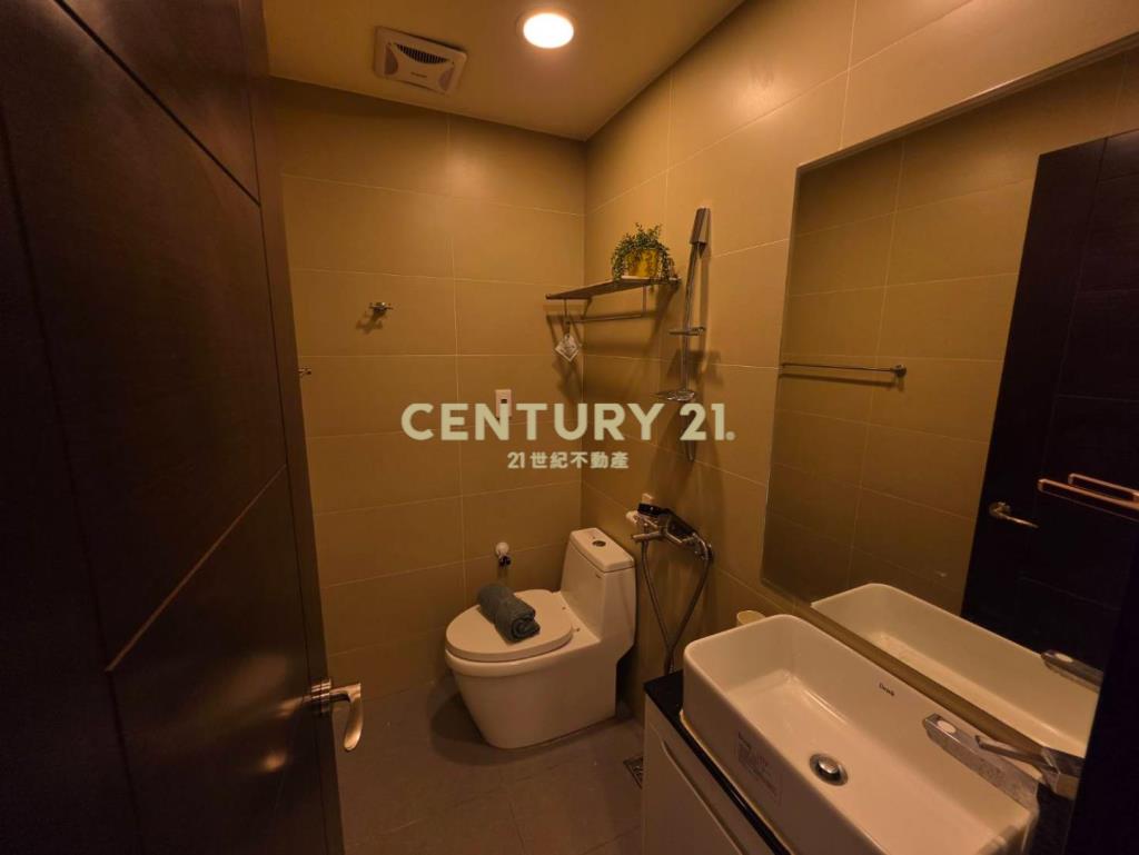 桃園站前G08東門國小裝潢3房+車位