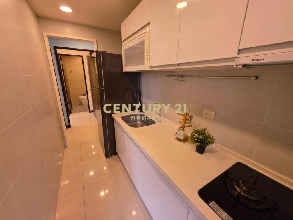 桃園站前G08東門國小裝潢3房+車位