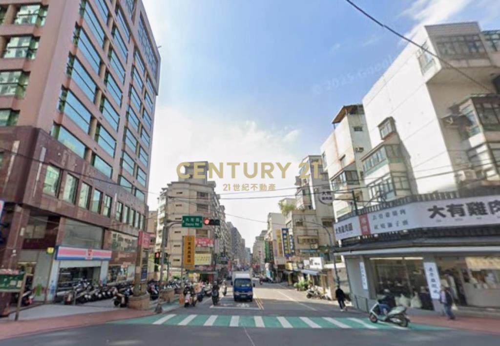 寶山街蛋黃區大坪效收租透天店面