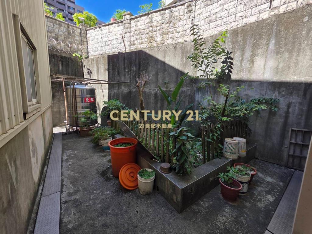 (租案)大有路挑高店面