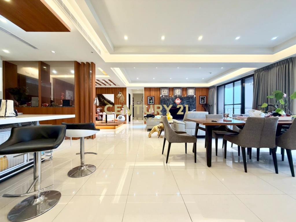 ✨新竹東區景觀裝潢4+1房雙車✨