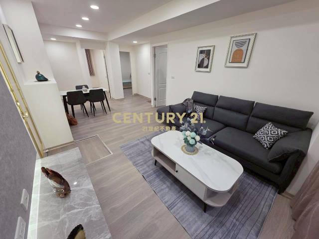 鶯歌鳳吉二街全新裝潢頂加4房公寓