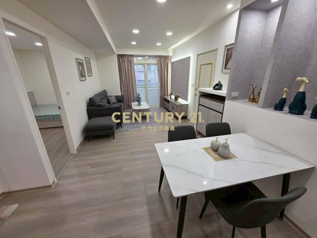 鶯歌鳳吉二街全新裝潢頂加4房公寓