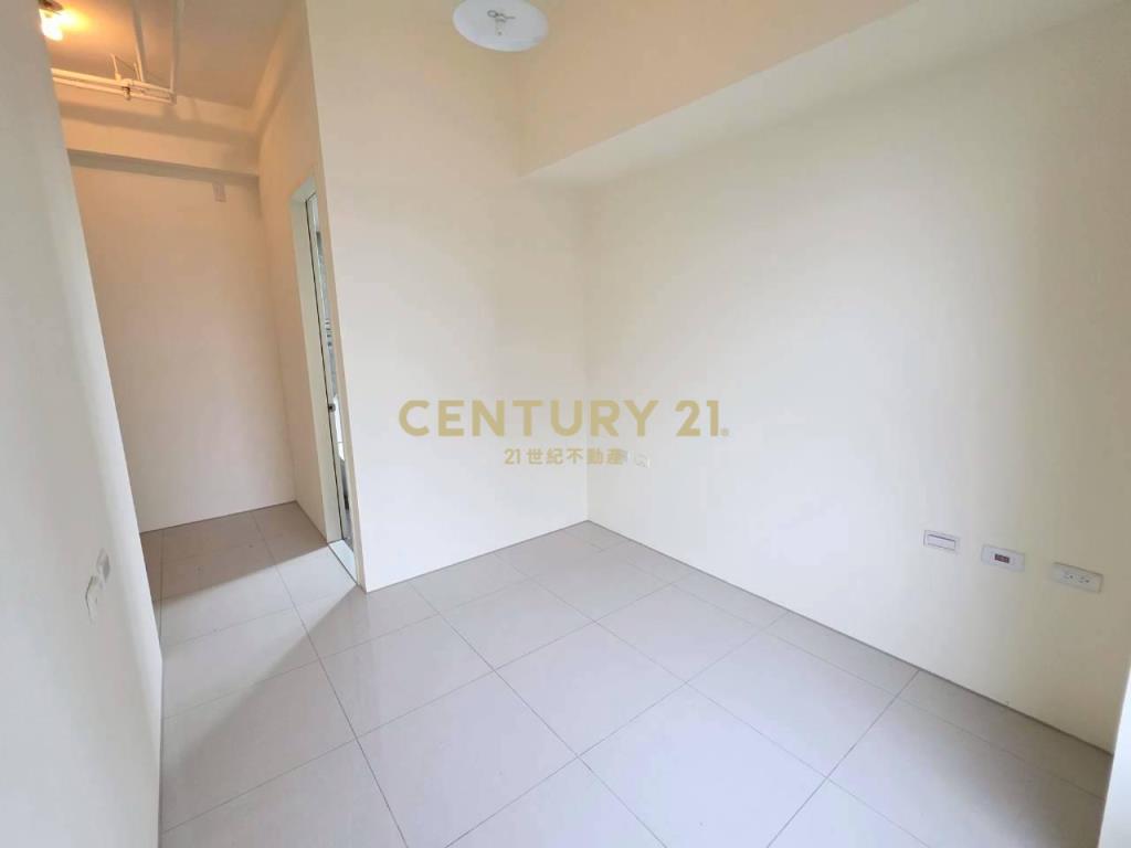 小檜溪重劃區亞昕一見邊間景觀3房車