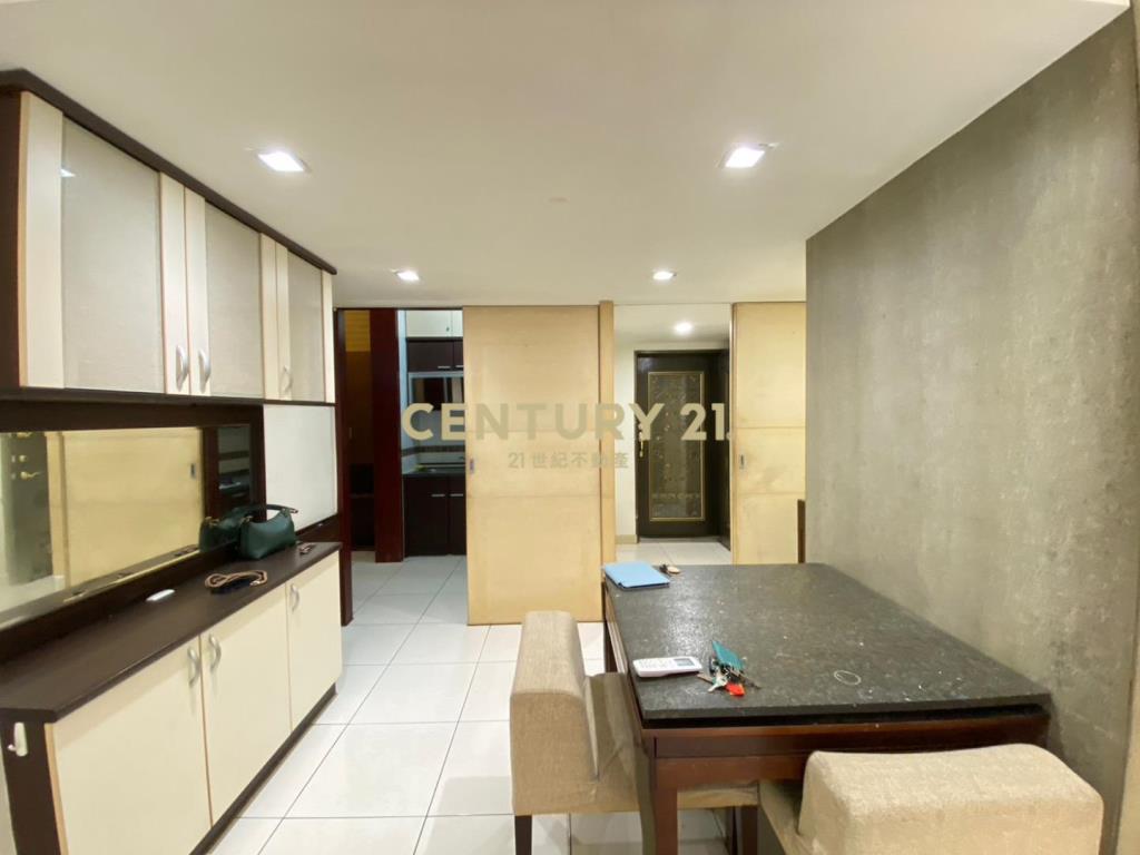 藝文特區梵谷與我｜1樓3房車挑高庭院戶