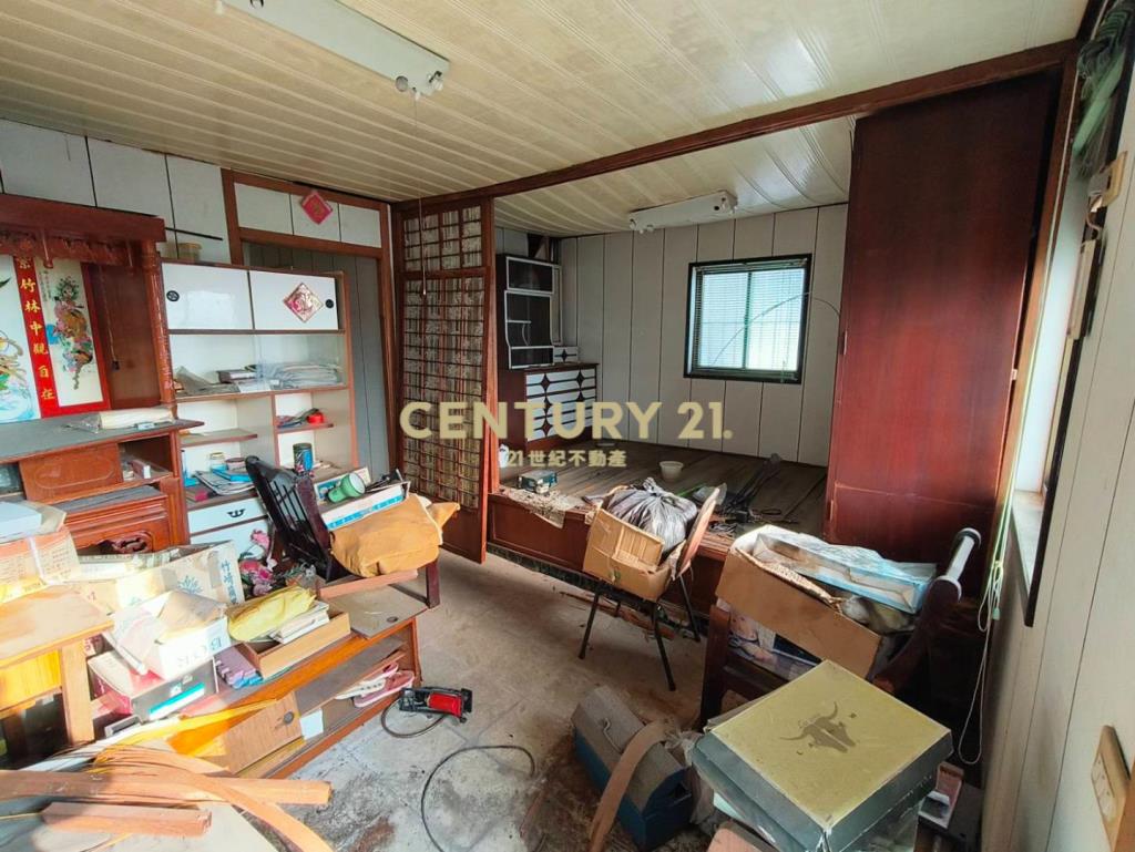 龜山幸福社區低總價6房頂加公寓(需整理)