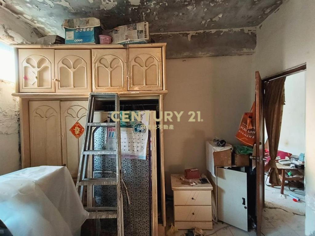 龜山幸福社區低總價6房頂加公寓(需整理)