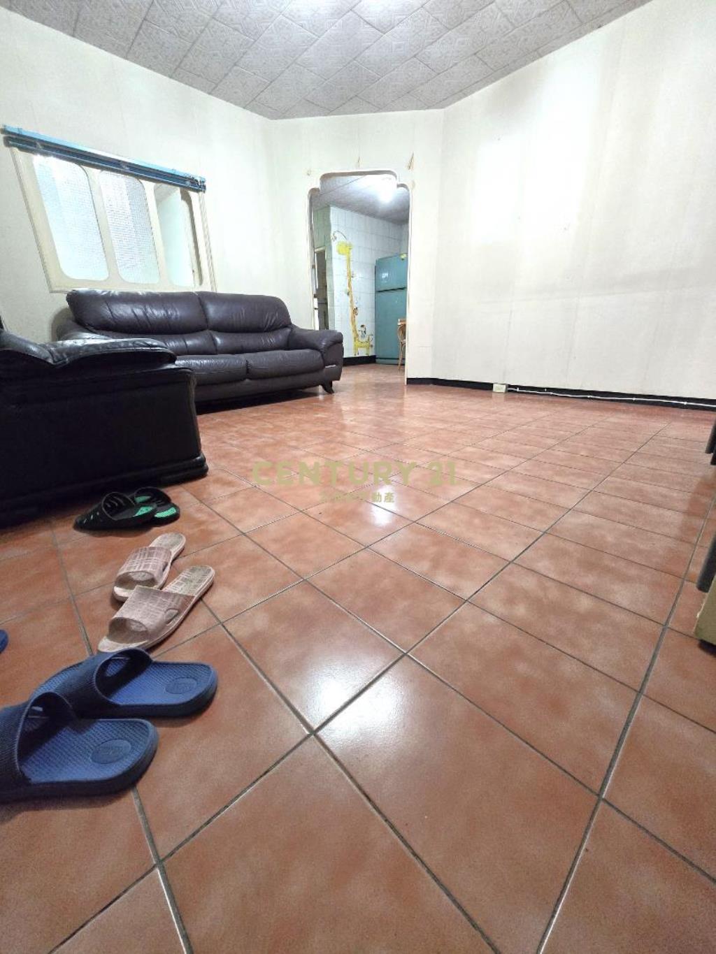 市政府守法路公寓5樓