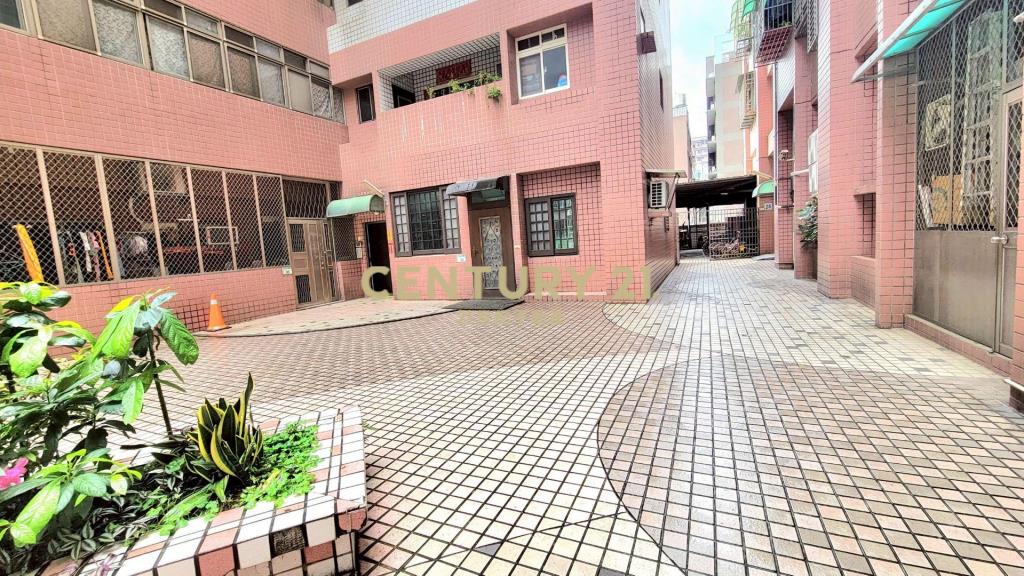 八德置地廣場商圈巴黎世家優質2房車