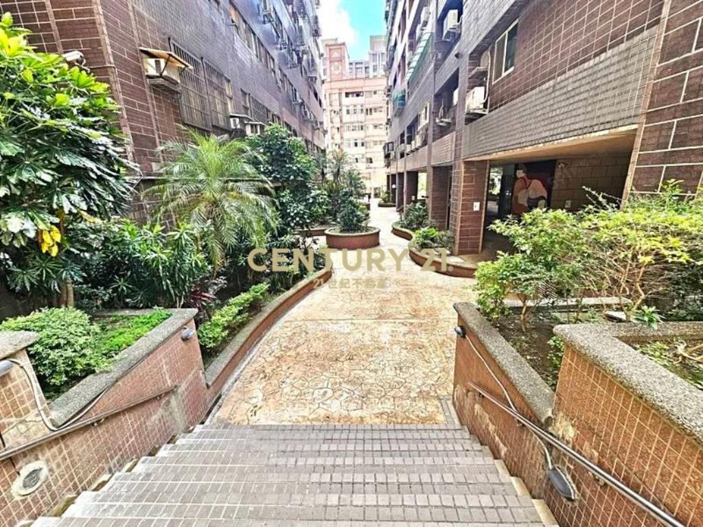 (專約)冠倫大國全新裝潢邊間衛浴開窗3房